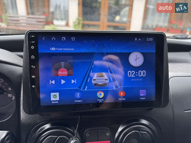 Вантажний фургон Peugeot Bipper 2014 в Іршаві