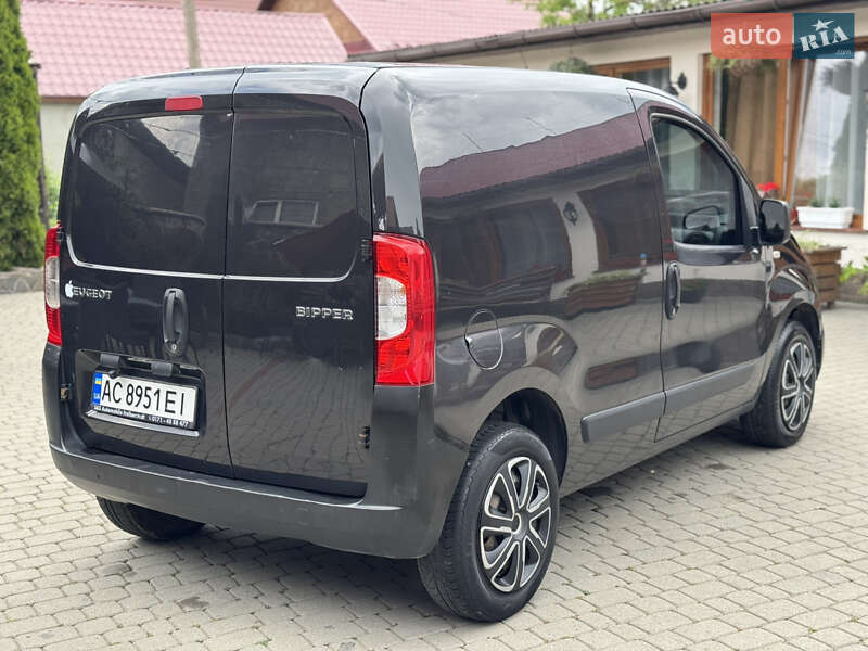 Вантажний фургон Peugeot Bipper 2014 в Іршаві