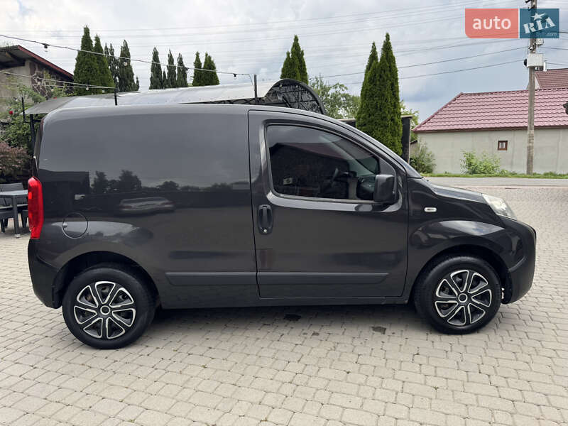 Вантажний фургон Peugeot Bipper 2014 в Іршаві