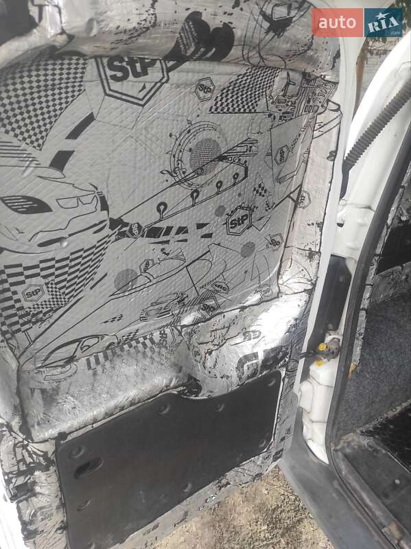 Грузовой фургон Peugeot Bipper 2011 в Днепре фото 7 Грузовой фургон Peugeot Bipper 2011 в Днепре