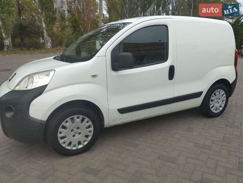 Вантажопасажирський фургон Peugeot Bipper 2012 в Києві фото 5 Вантажопасажирський фургон Peugeot Bipper 2012 в Києві