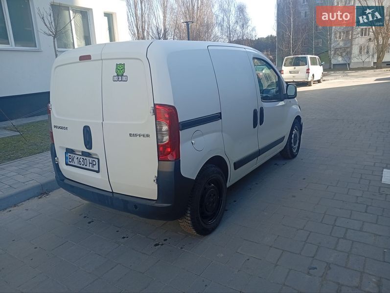 Грузовой фургон Peugeot Bipper 2016 в Вараше