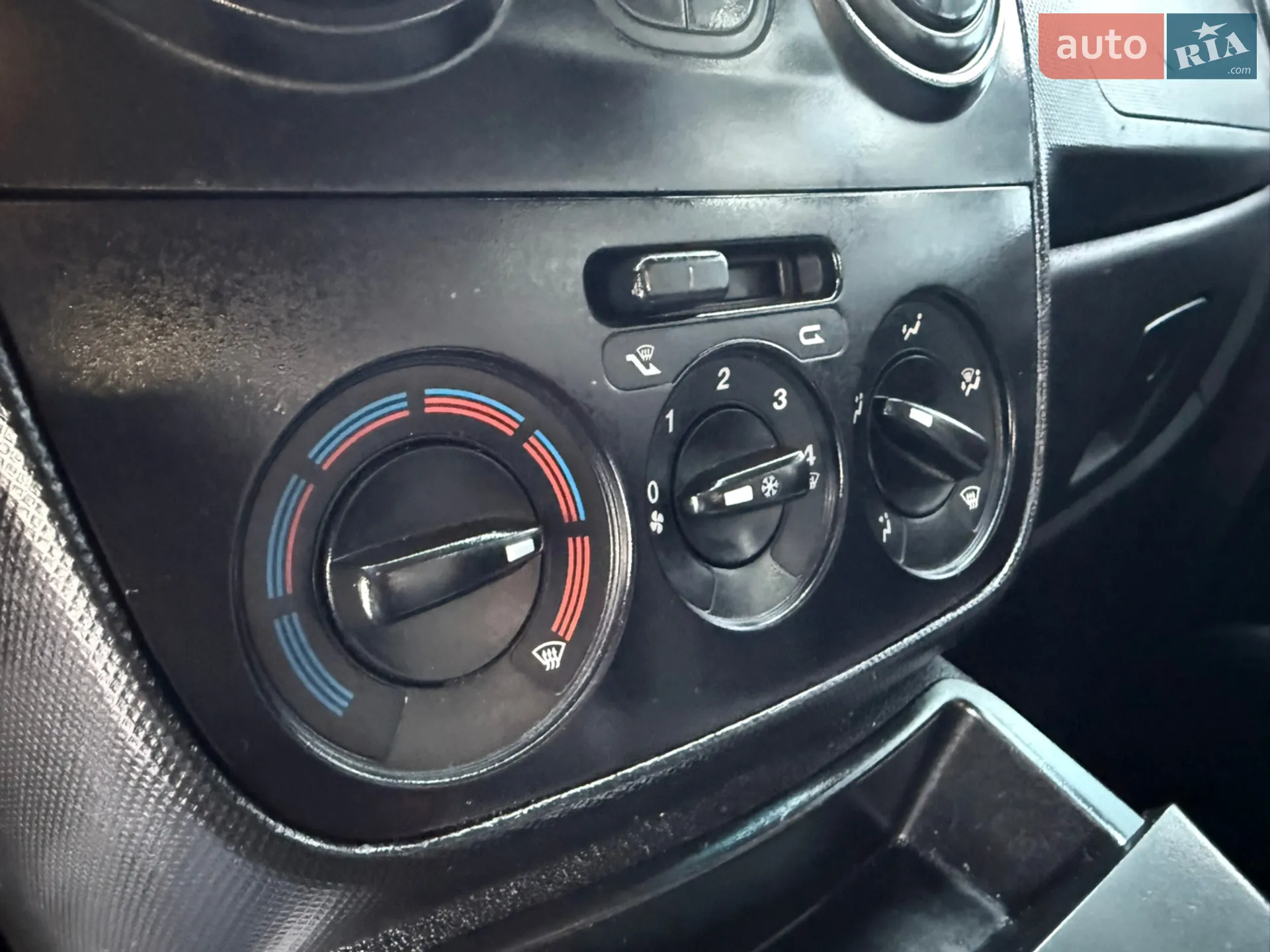 2011 Peugeot Bipper - мініатюра 46