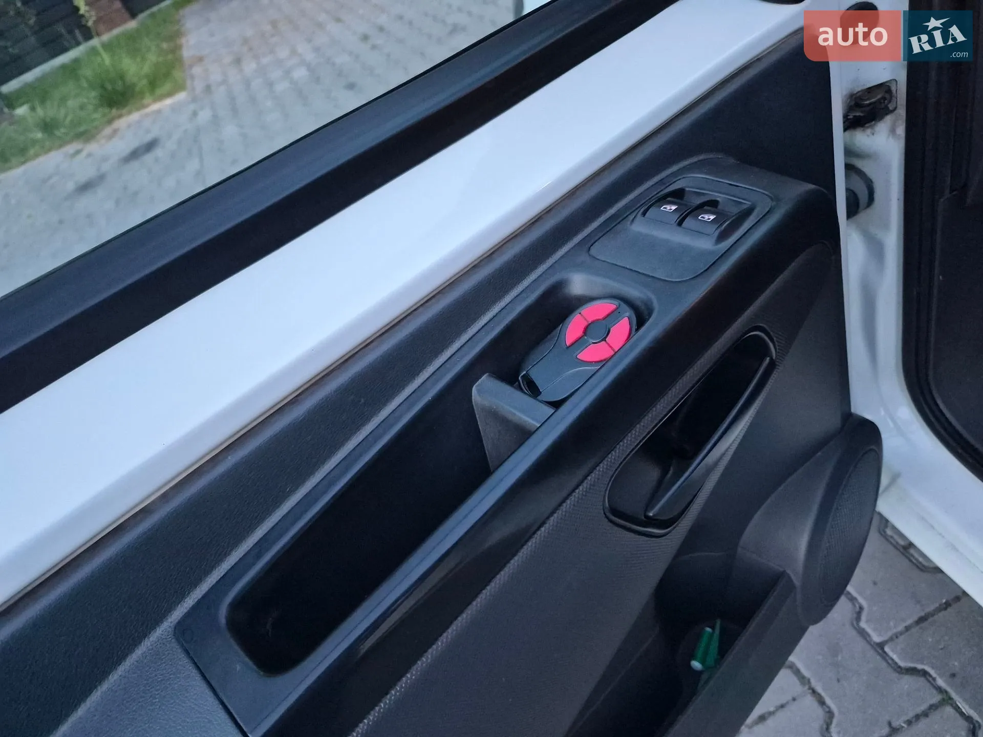 2010 Peugeot Bipper - мініатюра 33