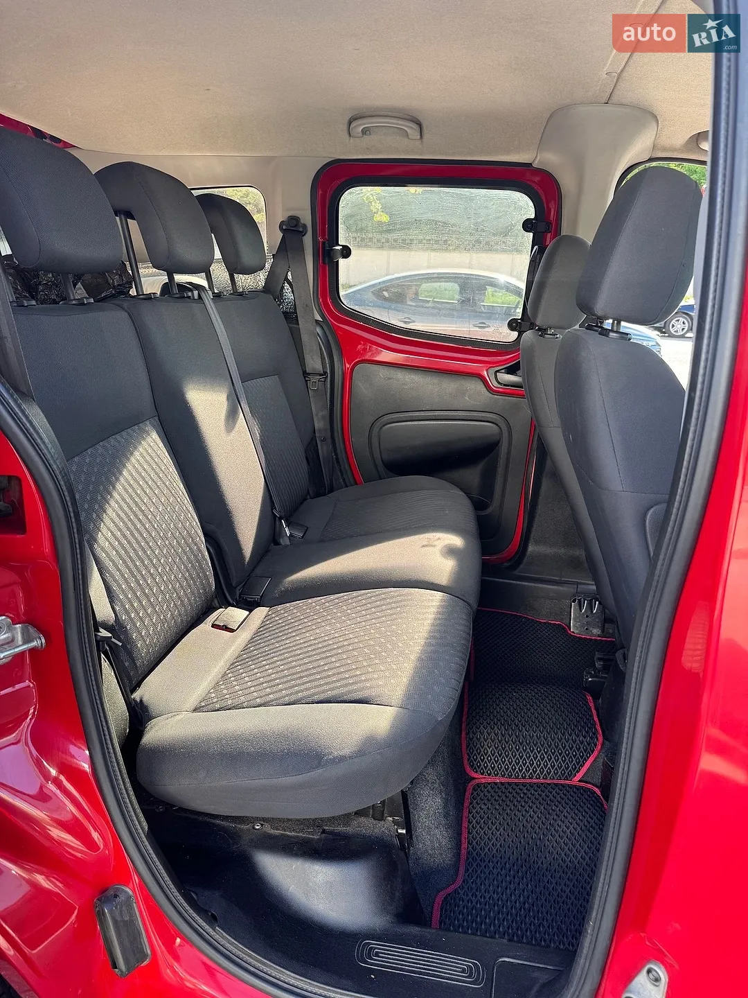 2010 Peugeot Bipper - мініатюра 11