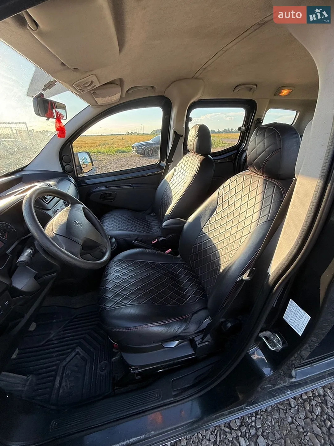 2011 Peugeot Bipper - мініатюра 11