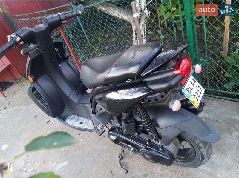 Скутер Peugeot Blaster 2007 в Івано-Франківську