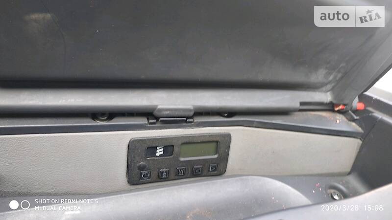 Вантажопасажирський фургон Peugeot Boxer 2008 в Сторожинці