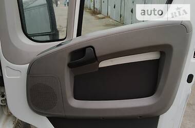 Грузопассажирский фургон Peugeot Boxer 2006 в Киеве