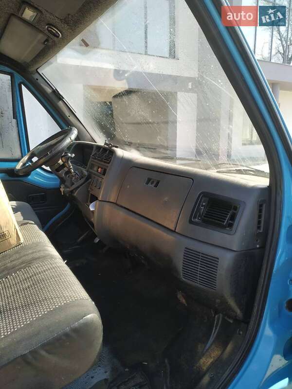 Інші автобуси Peugeot Boxer 1999 в Солотвині