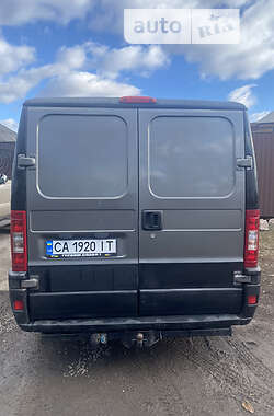 Грузовой фургон Peugeot Boxer 2003 в Смеле