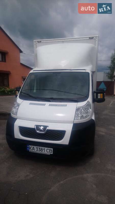 Грузовой фургон Peugeot Boxer 2014 в Киеве