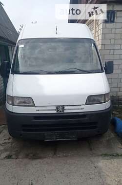 Вантажний фургон Peugeot Boxer 2001 в Черкасах