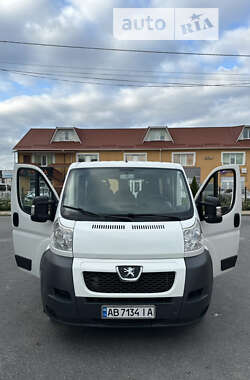 Грузопассажирский фургон Peugeot Boxer 2013 в Виннице