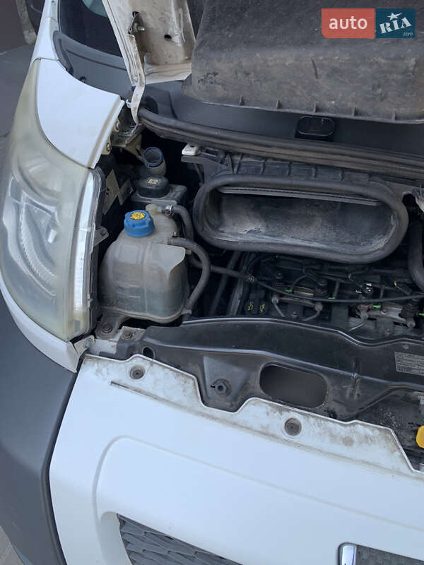 Грузопассажирский фургон Peugeot Boxer 2012 в Киеве фото 10 Грузопассажирский фургон Peugeot Boxer 2012 в Киеве