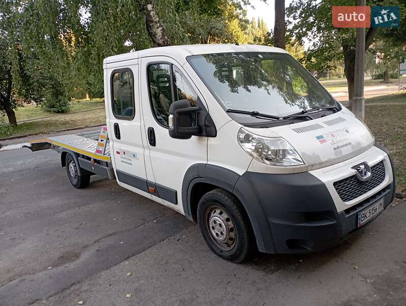 Автовоз Peugeot Boxer 2013 в Ровно
