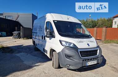 Грузовой фургон Peugeot Boxer 2016 в Львове