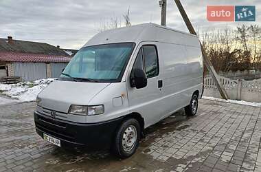 Грузовой фургон Peugeot Boxer 2001 в Остроге