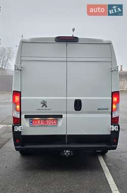 Грузопассажирский фургон Peugeot Boxer 2021 в 