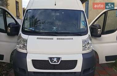 Грузовой фургон Peugeot Boxer 2014 в Киеве
