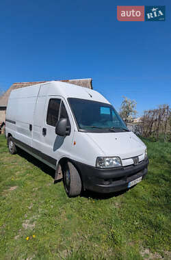Грузовой фургон Peugeot Boxer 2003 в 