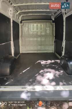 Грузовой фургон Peugeot Boxer 2012 в 