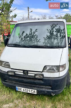Грузовой фургон Peugeot Boxer 2000 в 
