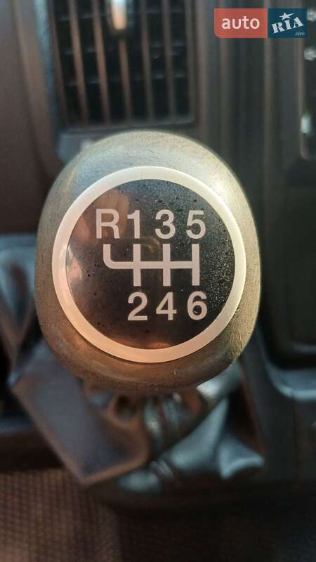 Вантажний фургон Peugeot Boxer 2013 в Переяславі