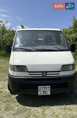 Вантажний фургон Peugeot Boxer 1995 в Чернівцях