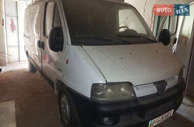 Вантажний фургон Peugeot Boxer 2005 в Одесі