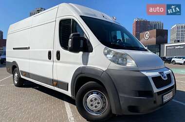 Грузовой фургон Peugeot Boxer 2012 в Киеве