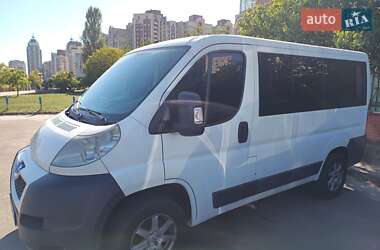 Микроавтобус Peugeot Boxer 2012 в Киеве