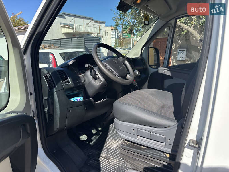 Грузовой фургон Peugeot Boxer 2014 в Житомире фото 7 Грузовой фургон Peugeot Boxer 2014 в Житомире