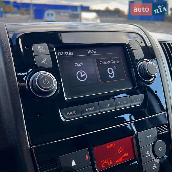 Вантажопасажирський фургон Peugeot Boxer 2019 в Києві