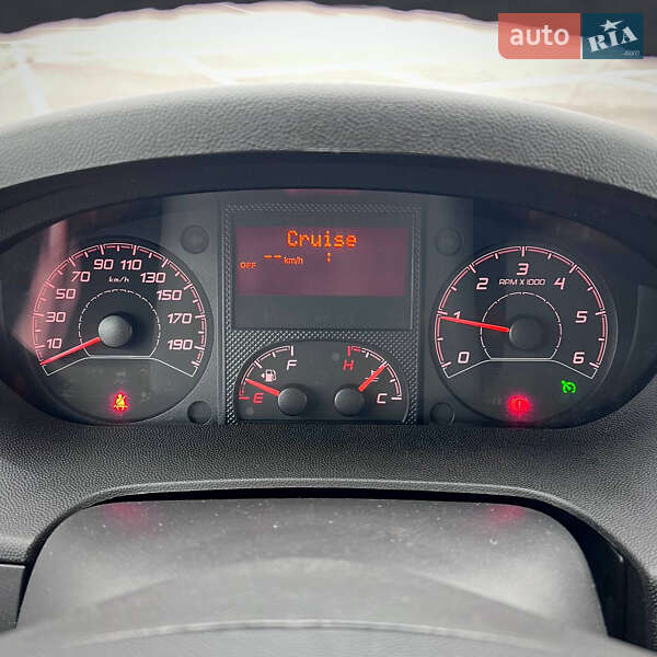 Грузопассажирский фургон Peugeot Boxer 2019 в Ровно