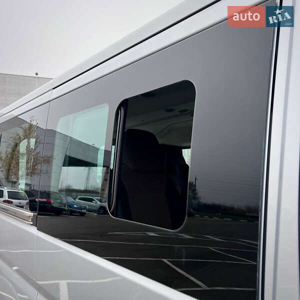 Грузопассажирский фургон Peugeot Boxer 2019 в Ровно