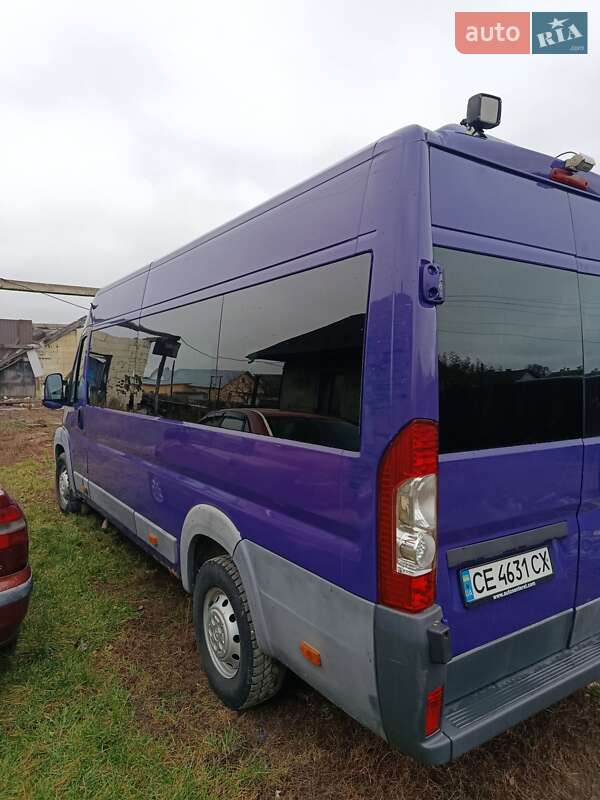 Микроавтобус Peugeot Boxer 2012 в Черновцах