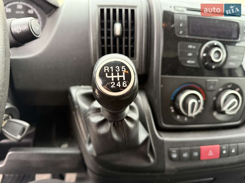 Тентований Peugeot Boxer 2011 в Львові