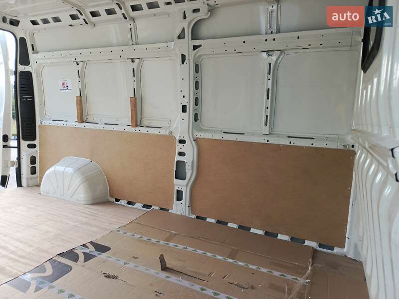 Грузовой фургон Peugeot Boxer 2019 в Киеве