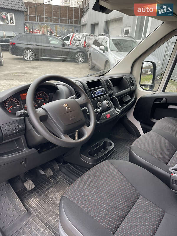 Грузовой фургон Peugeot Boxer 2022 в Киеве