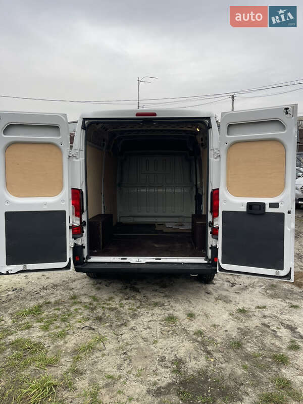 Грузовой фургон Peugeot Boxer 2022 в Киеве