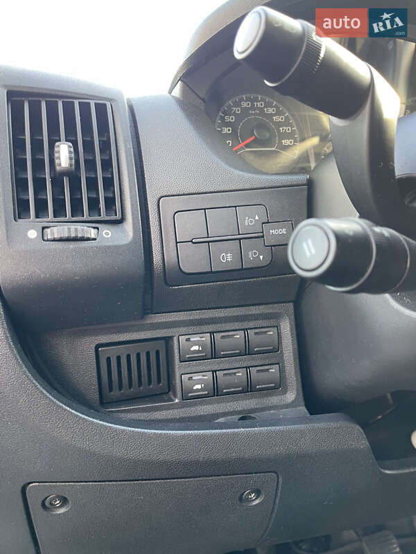 Автовоз Peugeot Boxer 2016 в Луцке фото 11 Автовоз Peugeot Boxer 2016 в Луцке