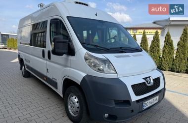 Грузопассажирский фургон Peugeot Boxer 2008 в Черновцах