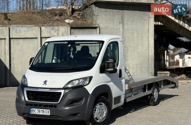 Евакуатор Peugeot Boxer 2015 в Дрогобичі