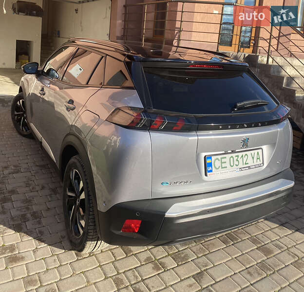 Позашляховик / Кросовер Peugeot e-2008 2021 в Чернівцях