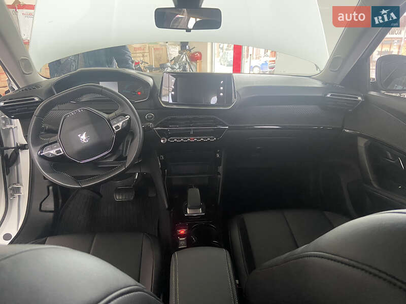 Внедорожник / Кроссовер Peugeot e-2008 2020 в Одессе