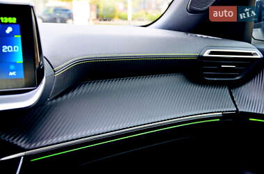 Внедорожник / Кроссовер Peugeot e-2008 2023 в Ивано-Франковске