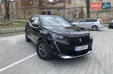Внедорожник / Кроссовер Peugeot e-2008 2022 в 