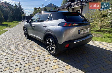 Внедорожник / Кроссовер Peugeot e-2008 2023 в 