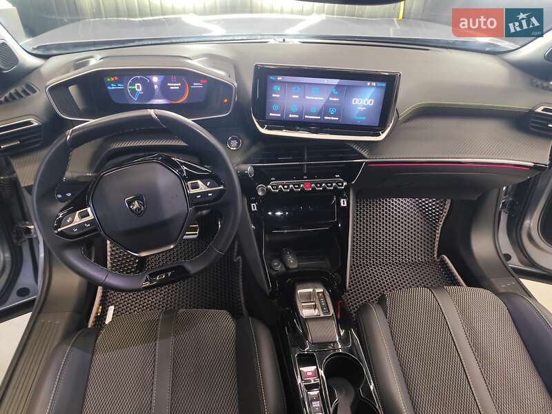 Внедорожник / Кроссовер Peugeot e-2008 2024 в Львове